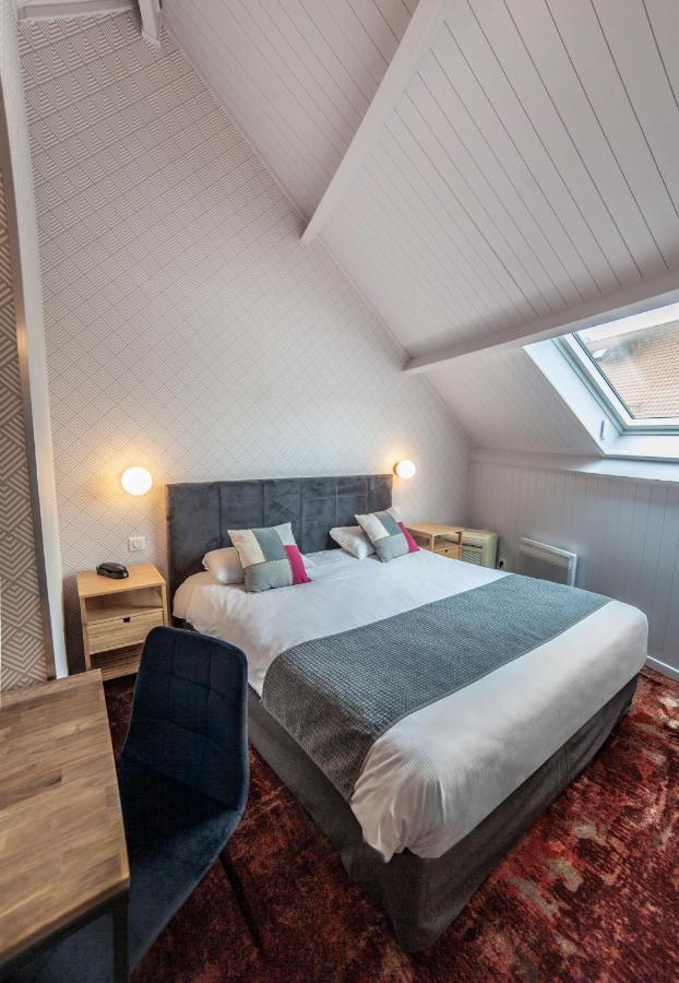 Logis Hotel & Restaurant - Les Hauts De Montreuil Montreuil  Eksteriør bilde