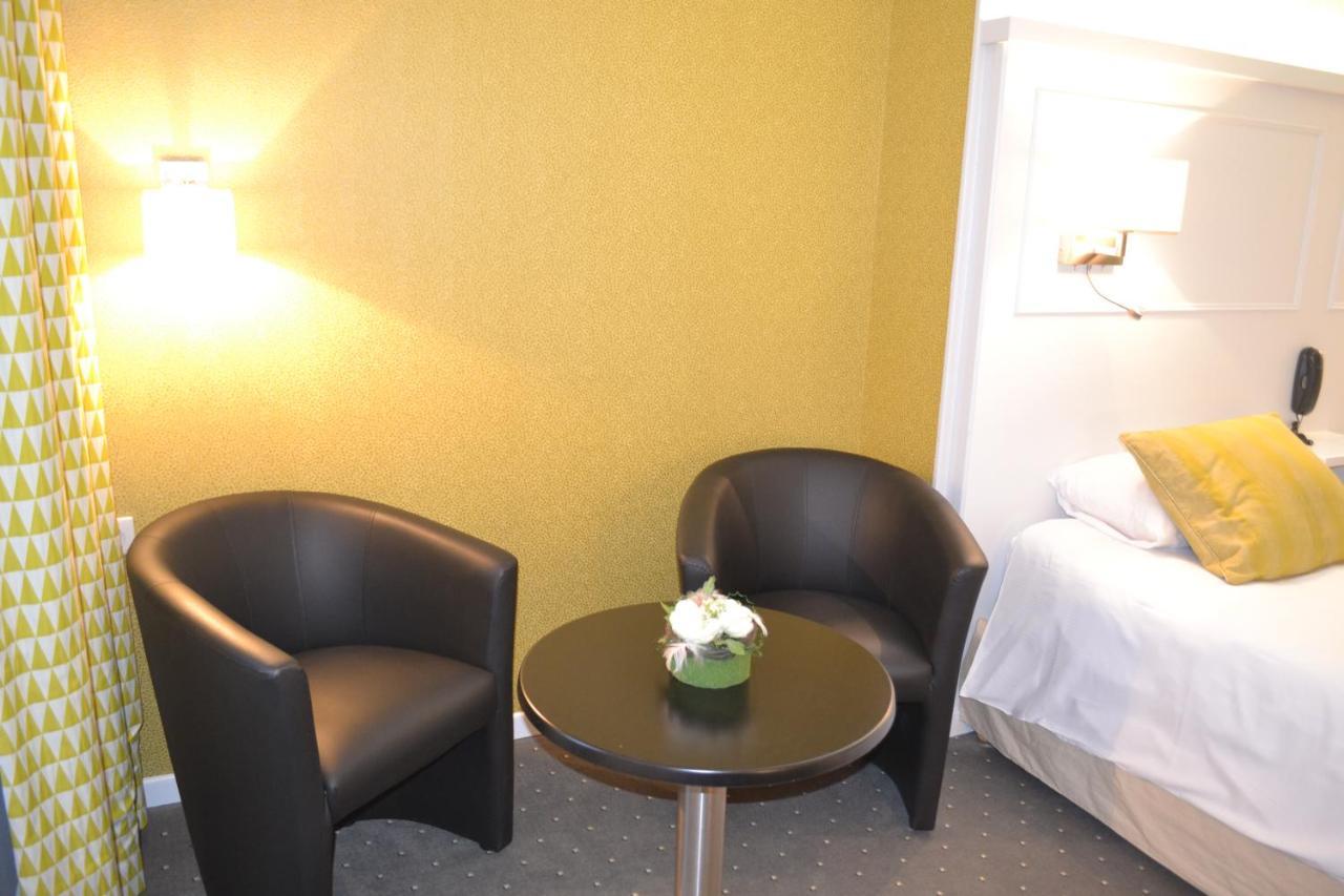 Logis Hotel & Restaurant - Les Hauts De Montreuil Montreuil  Eksteriør bilde
