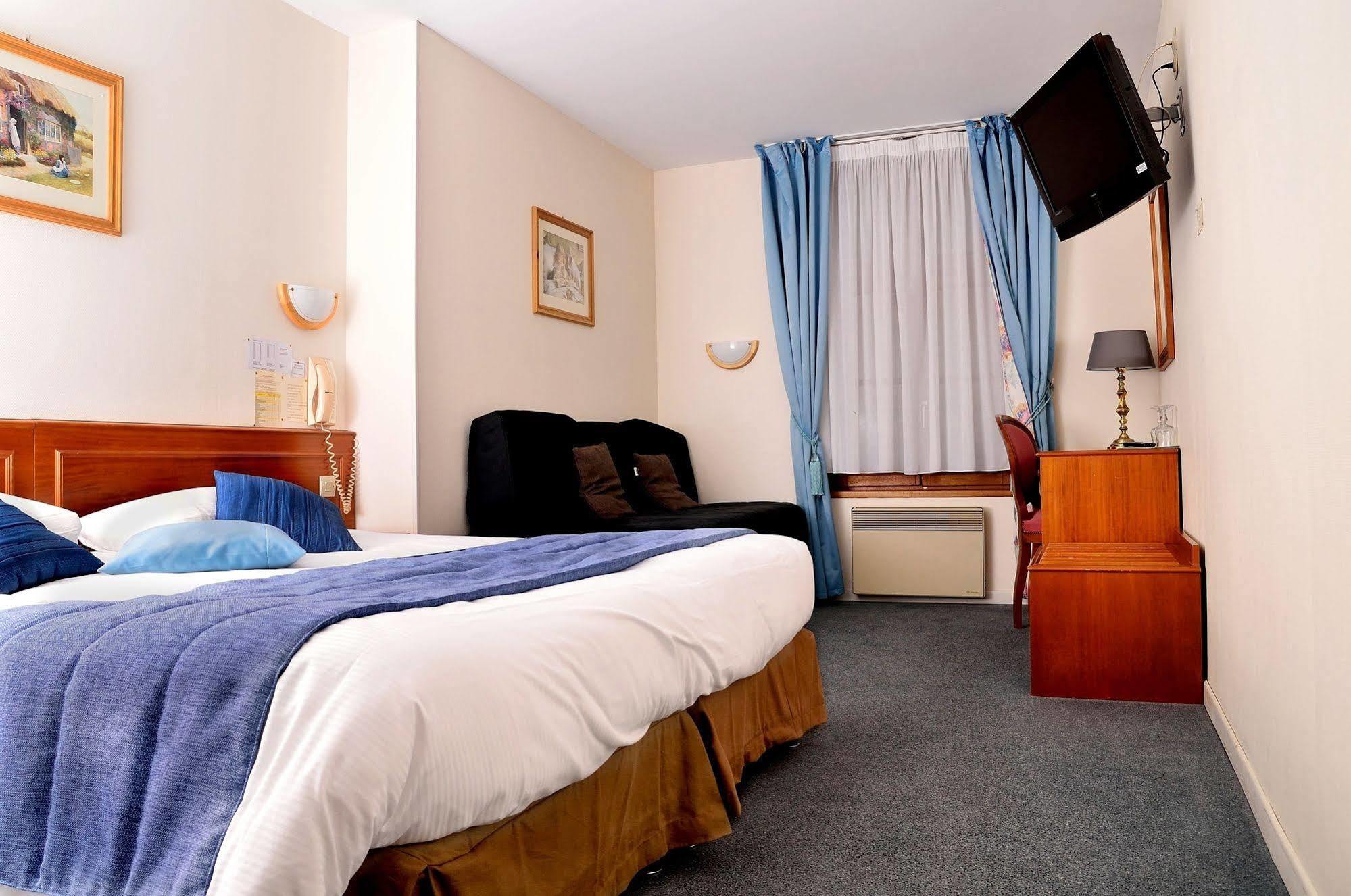 Logis Hotel & Restaurant - Les Hauts De Montreuil Montreuil  Eksteriør bilde