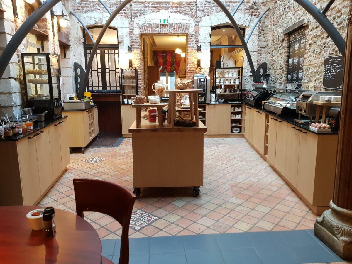 Logis Hotel & Restaurant - Les Hauts De Montreuil Montreuil  Eksteriør bilde